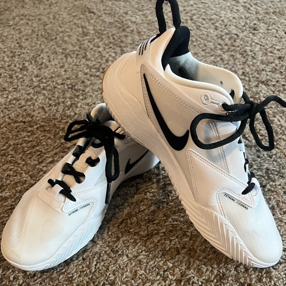 Nike HyperAce 3 volleyball shoes